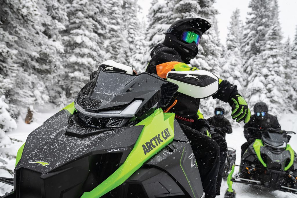 MOTONEIGES ARCTIC CAT 2025 nouveau lineup dévoilé Motos Illimitées